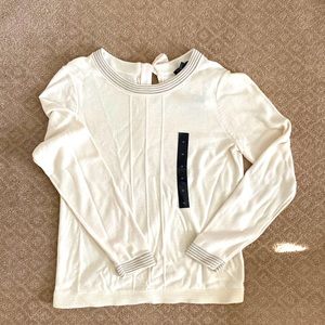 Banana Republic Sweater size medium new with tags